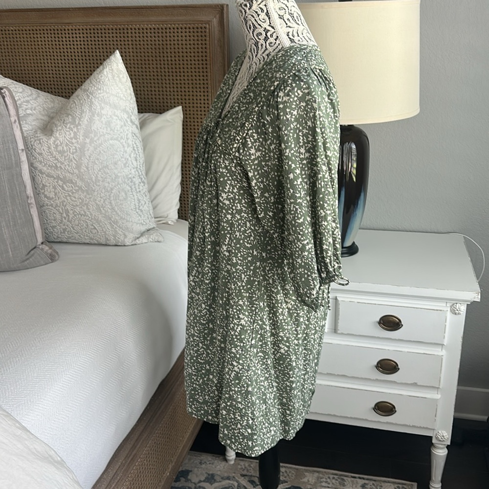 Mirth Belem Dress in Mint Field Flower - Picture 11 of 14